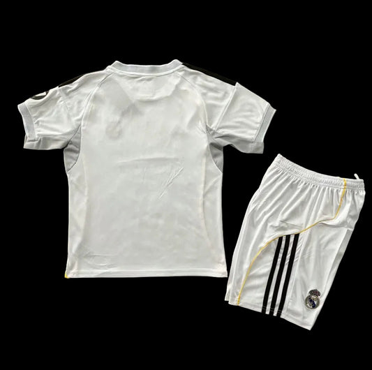 Kit Bambino Real Madrid Home 25/26