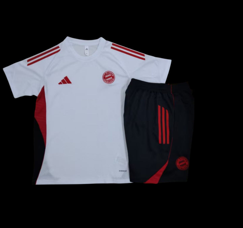 Kit allenamento Bayern Monaco 25/26