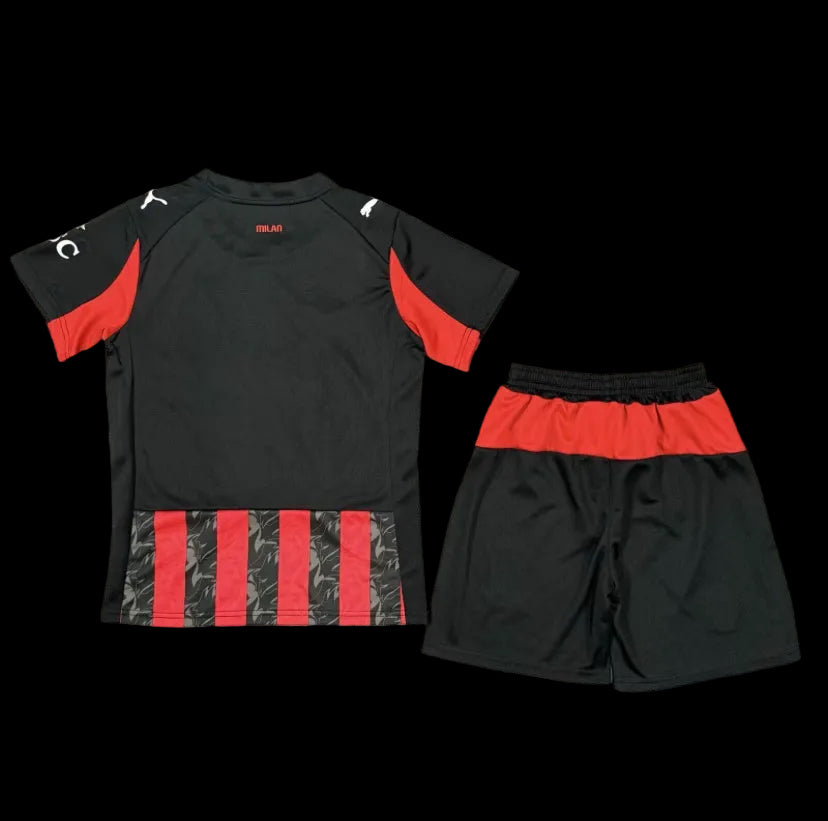 Kit Bambino Home Milan 25/26