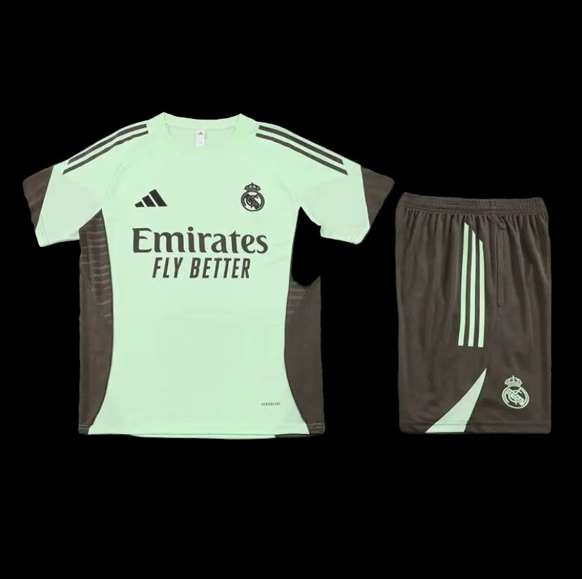 Kit allenamento Real Madrid 25/26