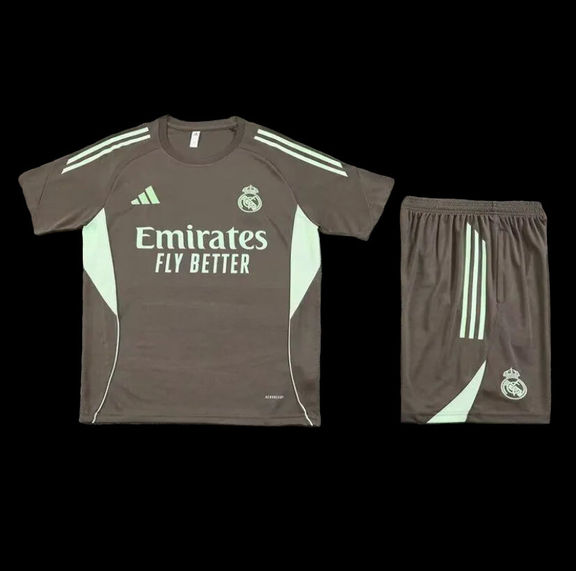Kit allenamento Real Madrid 25/26