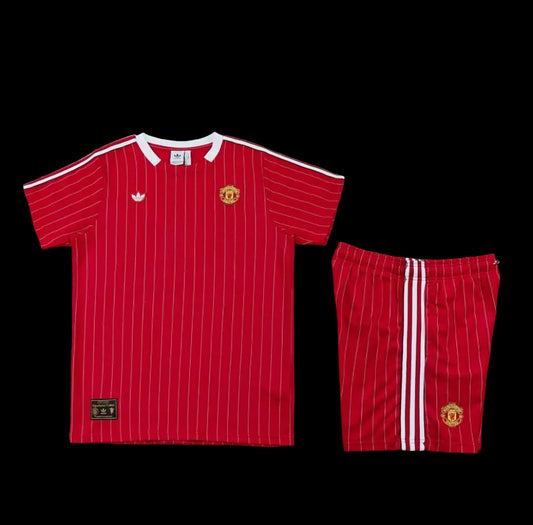 Kit allenamento Manchester United 25/26