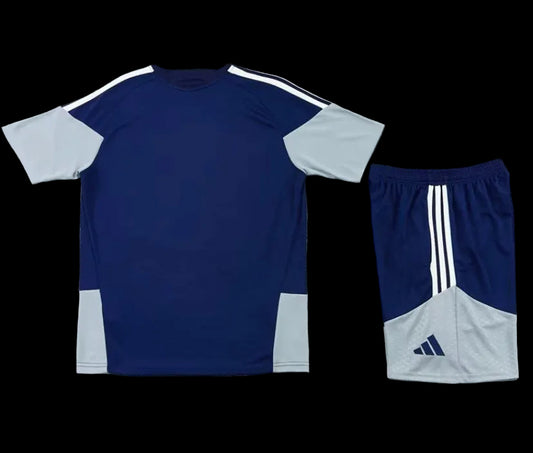 Kit allenamento Real Madrid 25/26